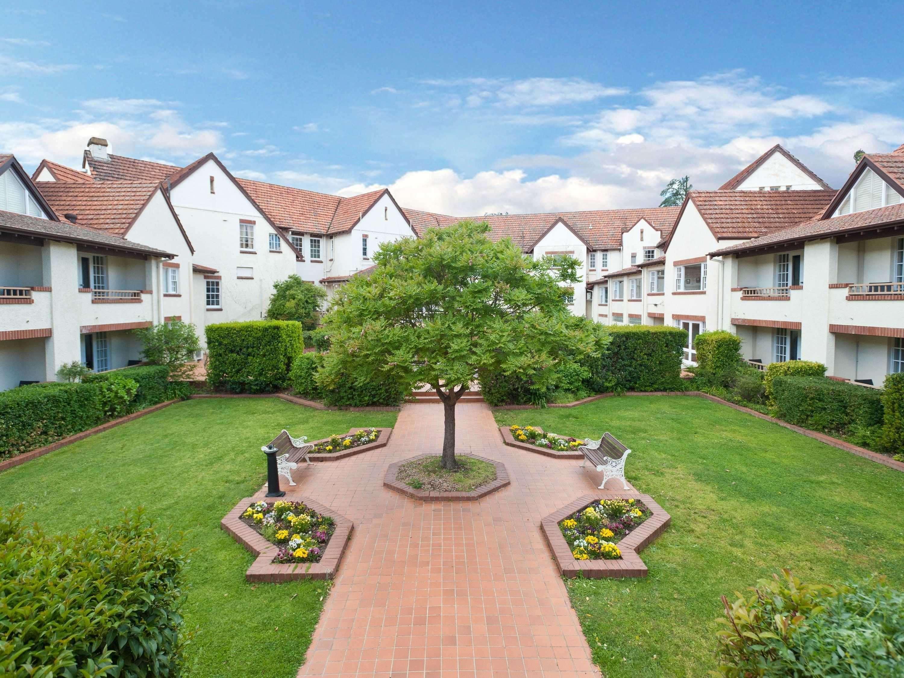 Mercure Camberra Exterior foto