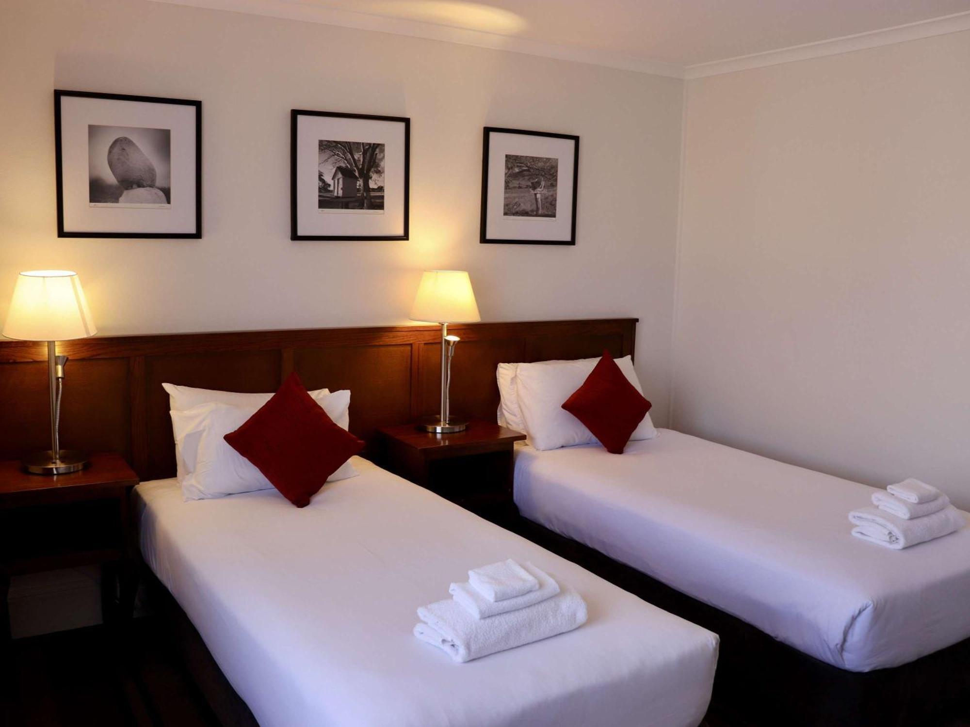 Mercure Camberra Exterior foto